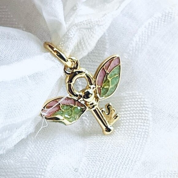 ⚡✨ NWOT Winged Key Charm – Harry Potter Magic 🗝️ - Picture 5 of 10